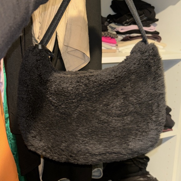 Prada re-Edition Terry bag in black - Picture 2 of 7